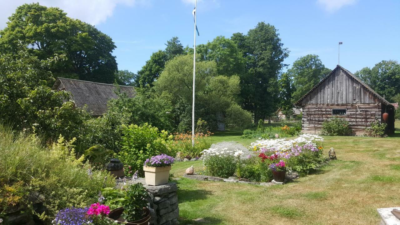 Country house Bullers-gita Talu Ruhnu
